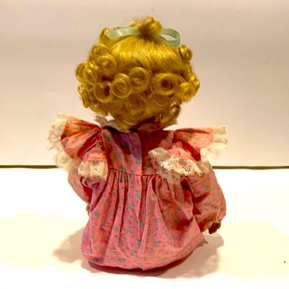 MARY TRETTER'S, ASHTON DRAKE PORCELAIN DOLL - Picture 5 of 8